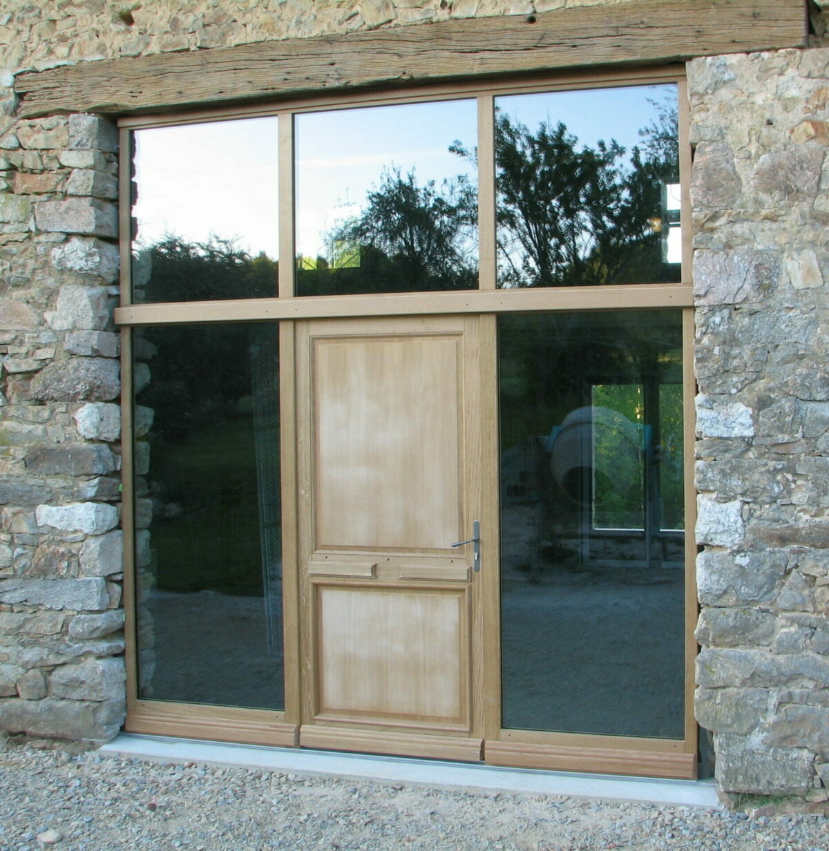 Facade bois vitrée en chêne limousin